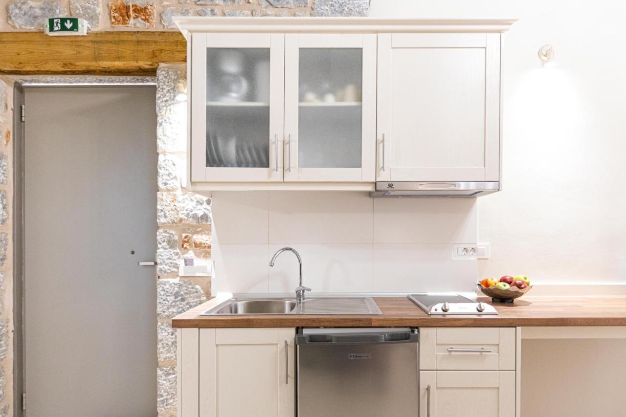 Elaianthos 2 Aparthotel Гитио Екстериор снимка